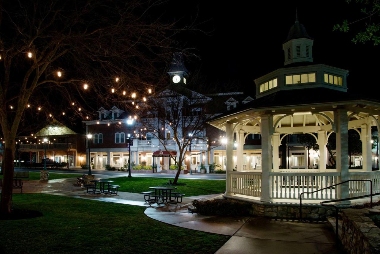 Gateway Hotel, Trademark Collection By Wyndham Copper Cove Subdivision Екстериор снимка